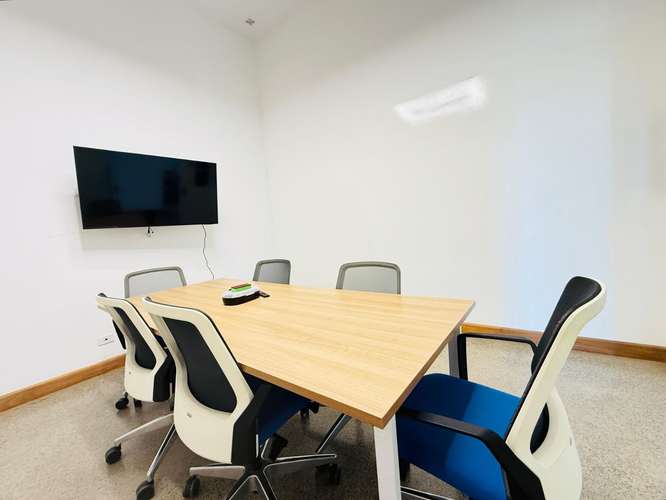 Alquiler oficina Plug and Play Parque Industrial La Valencia Santo Domingo Heredia Costa Rica - Imagen 4