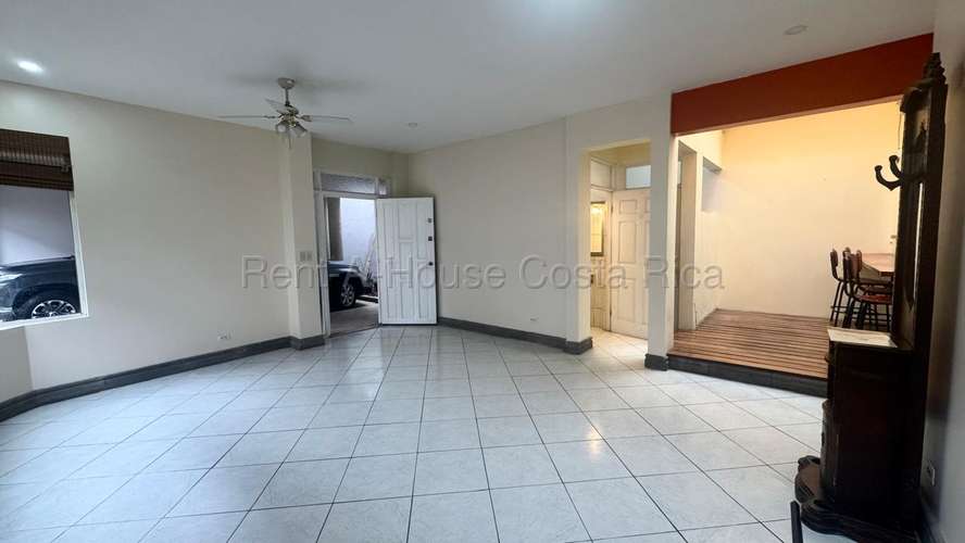 Apartamento de 3 habitaciones en alquiler en La Asunción de Belén