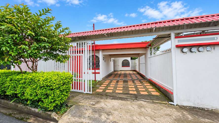 Alquiler de Casa Independiente en Vargas Araya, San Pedro-2