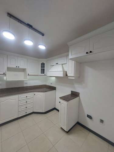 Casa independiente en venta en San Rafael de Escazú: 3 dormitorios, 2.5 baños y 200 m². - Imagen 4