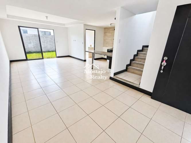 ¡REMATE BANCARIO! Casa en venta en Condominio Altavista, Ciudad Colón, Mora - Imagen 3