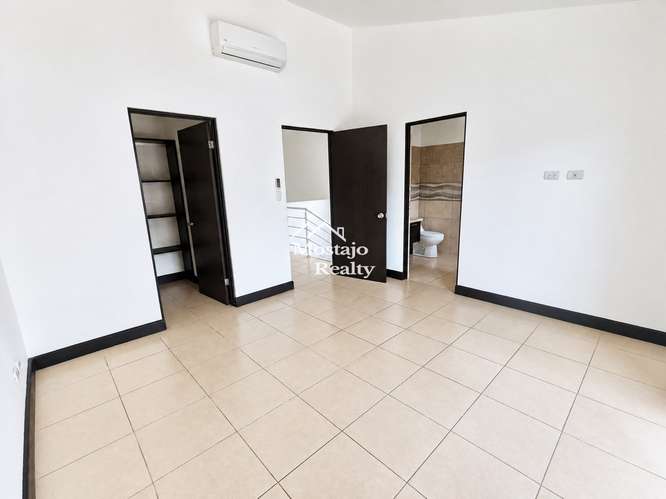 ¡REMATE BANCARIO! Casa en venta en Condominio Altavista, Ciudad Colón, Mora - Imagen 7