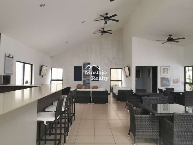 ¡REMATE BANCARIO! Casa en venta en Condominio Alta Vista, Ciudad Colón, Mora