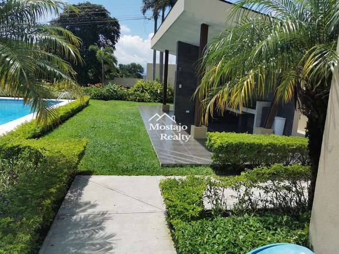 ¡REMATE BANCARIO! Casa en venta en Condominio Alta Vista, Ciudad Colón, Mora