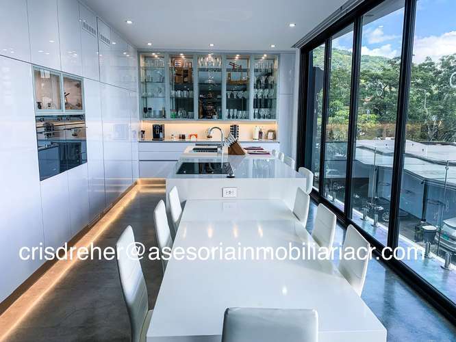 Casa de lujo con spa y vistas a la montaña en Escazú - Imagen 3