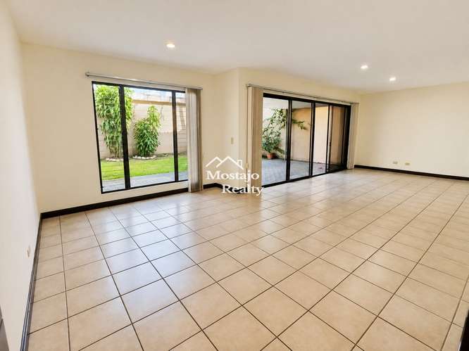 Alquiler de casa en Condominio, 4 habitaciones, 3.5 baños, Trejos Montealegre, Escazú - Imagen 6