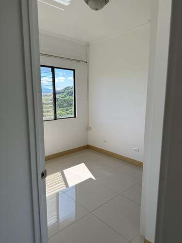 ALQUILER DE APARTAMENTO NUEVO AMUEBLADO EN LOMA REAL, GUACHIPELÍN DE ESCAZÚ - Imagen 5