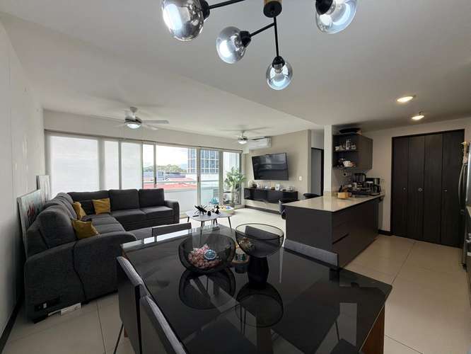 Apartamento de 2 Habitaciones en Torre Ü Nunciatura, Rohrmoser