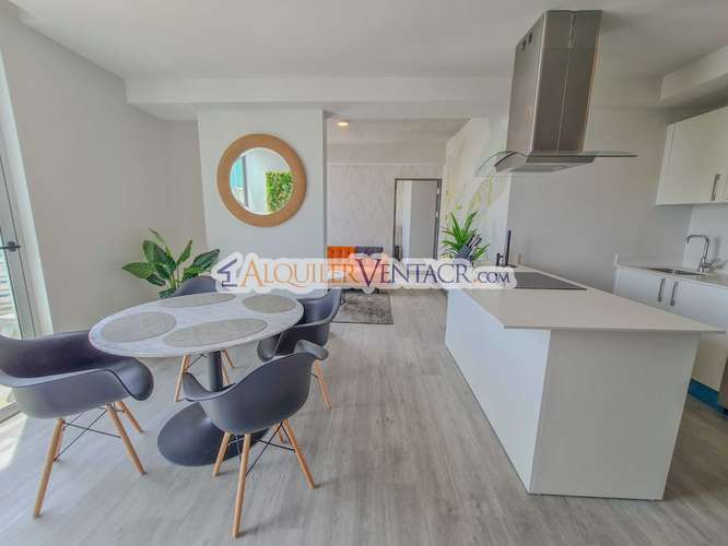 Torre Secrt Sabana! Apartamento amueblado de 2 habit. con vista