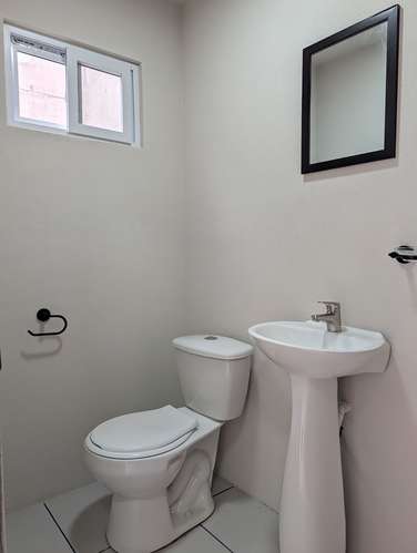 Alquiler de Casa en Condominio Nova, San Miguel de Desamparados | 2 Hab + Patio