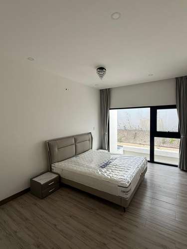 Casa amueblada de 3 habitaciones en condominio San Antonio Urbano, Escazú, con piscina y seguridad 24 horas - Imagen 6