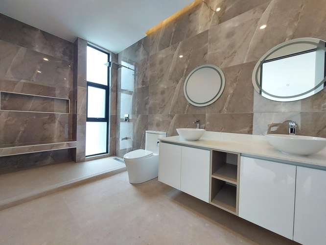 Santa Ana - Electrodomésticos - Vista - 3 habitaciones cada una con su baño - Imagen 14