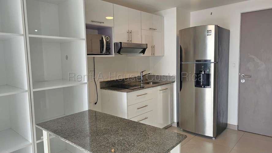 Apartamento moderno en Torre Ifreses, Curridabat: ideal para inversión con amenidades de lujo - Imagen 4