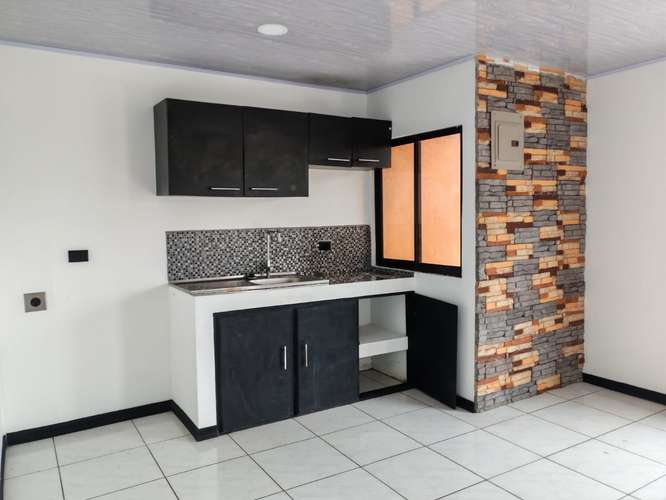 ALQUILER APARTAMENTO EN PARAISO DE CARTAGO CERCA DE LA U.C.R.