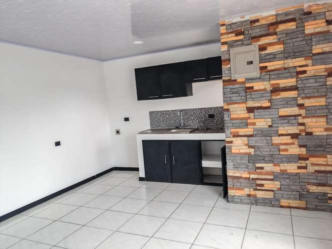 ALQUILER APARTAMENTO EN PARAISO DE CARTAGO CERCA DE LA U.C.R.