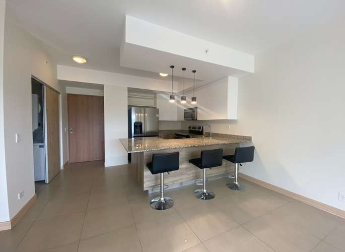 Alquiler de apartamento en Heredia, Santa Verde: ubicación estratégica y amenidades