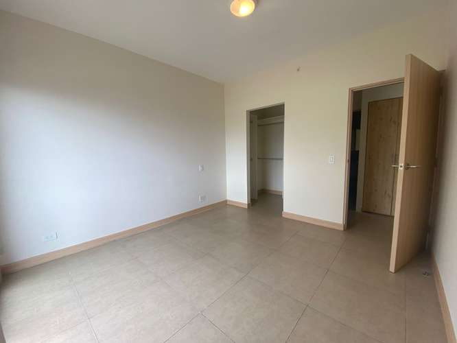 Alquiler de apartamento en Heredia, Santa Verde: ubicación estratégica y amenidades