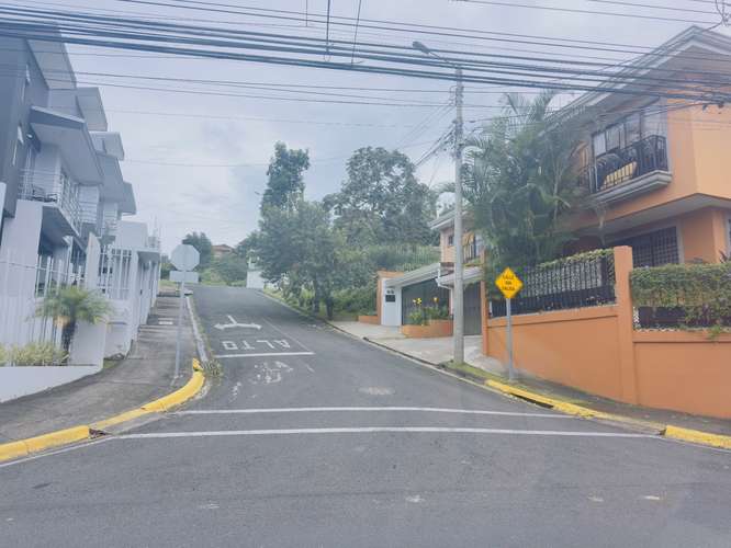 VENTA LOTE Lote  Residencial San Ángel, Curridabat | 418 m² con potencial para 3 apartamentos - Imagen 5