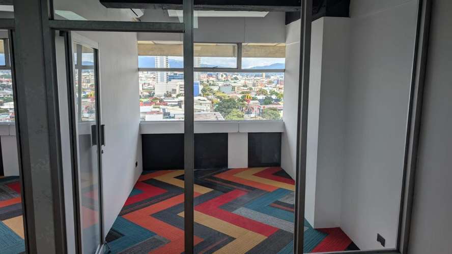 Alquiler de Oficina Comercial de 119 M2/ $1400 /Paseo colon / San jose - Imagen 10