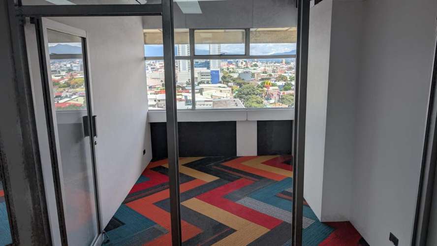 Alquiler de Oficina Comercial de 119 M2/ $1400 /Paseo colon / San jose - Imagen 3