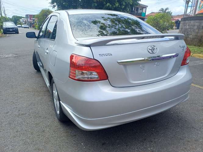 Yaris Sport 