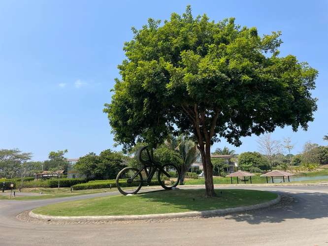 Venta lote en condominio Playa Hermosa Costa Rica Jacó - Imagen 11