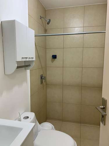 Apartamento con línea blanca para alquiler en Lagunilla de Heredia. - Imagen 7