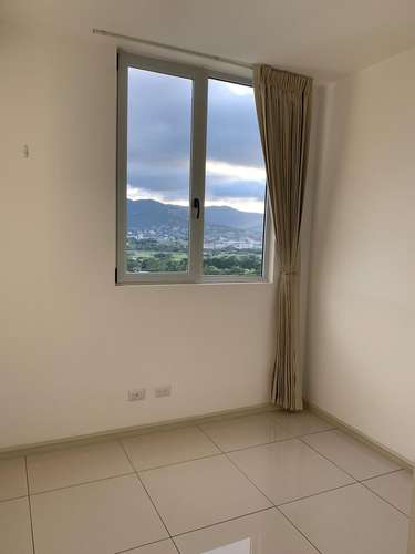 Apartamento con línea blanca para alquiler en Lagunilla de Heredia. - Imagen 5
