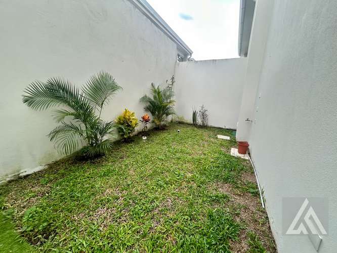 Hermosa casa en Rio Oro, Santa Ana, Condominio Nasara - Imagen 5