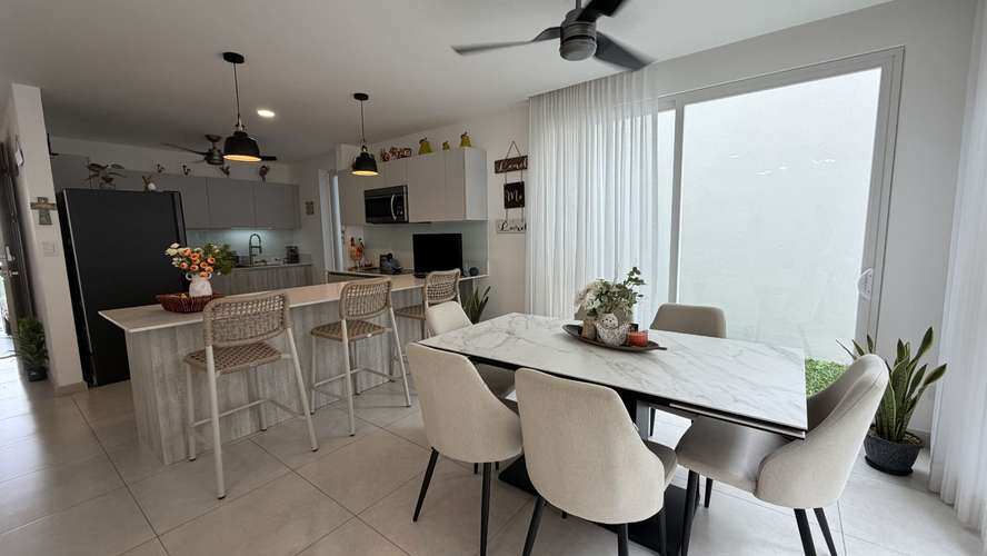 Casa en venta en Condominio Nasara, Piedades de Santa Ana | 3 habitaciones, patio y 3 parqueos - Imagen 14