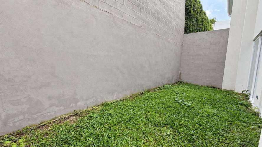 Casa en venta en Condominio Nasara, Piedades de Santa Ana | 3 habitaciones, patio y 3 parqueos - Imagen 8