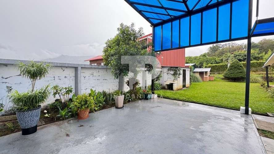 SE ALQUILA CASA AMUEBLADA SAN JOSE DE LA MONTAÑA BARVA HEREDIA ZSP10