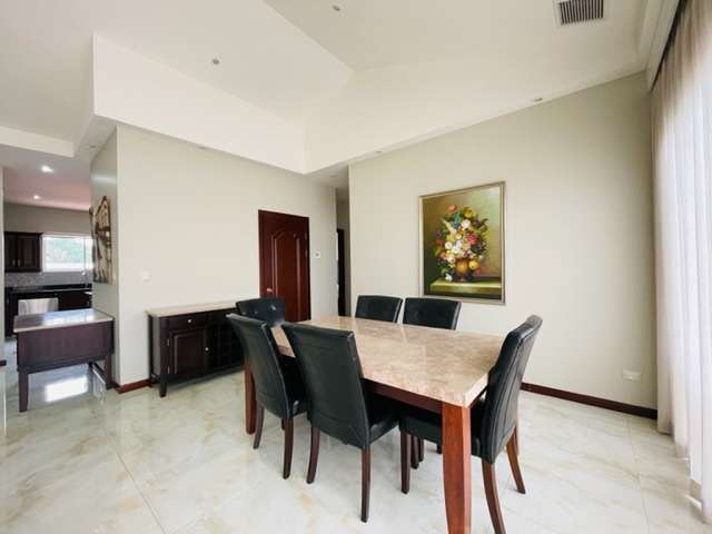 Escazú  - Apartamento 3 habitaciones  -  Amueblado  -  No Mascotas. - Imagen 2
