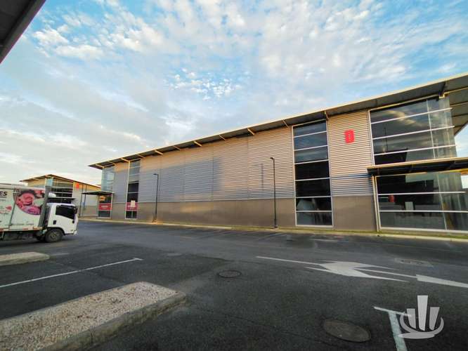 Local Comercial con Oficinas y Bodega en Venta | Junto a Porcelanosa - Imagen 5