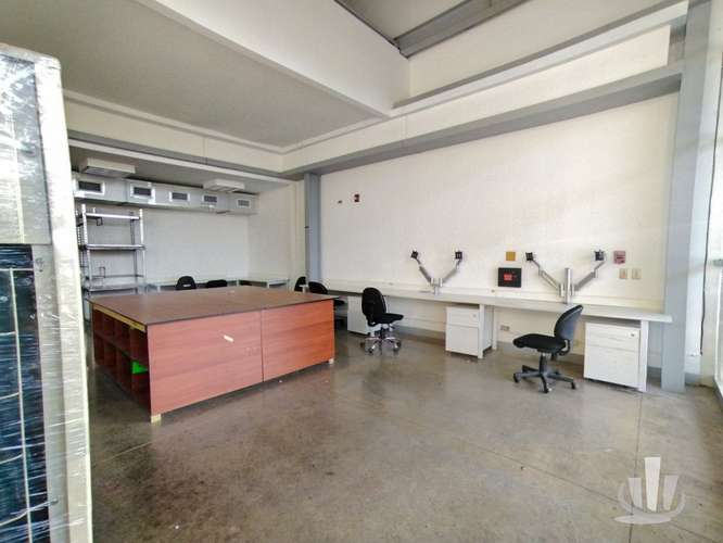 Local Comercial con Oficinas y Bodega en Venta | Junto a Porcelanosa - Imagen 19