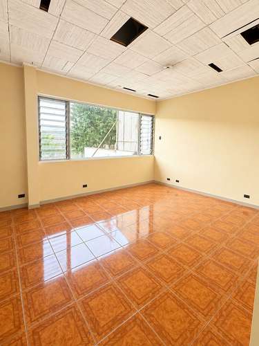Propiedad de uso mixto de 685.71 m² en Hospital San José Capital