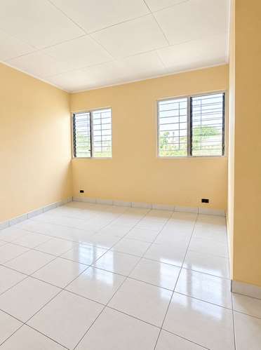 Propiedad de uso mixto de 685.71 m² en Hospital San José Capital