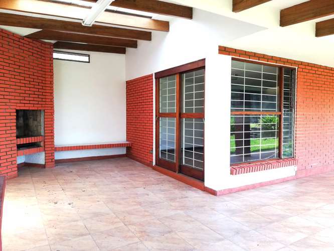 Casa Amplia cerca de UCR y Mall San Pedro - Imagen 8