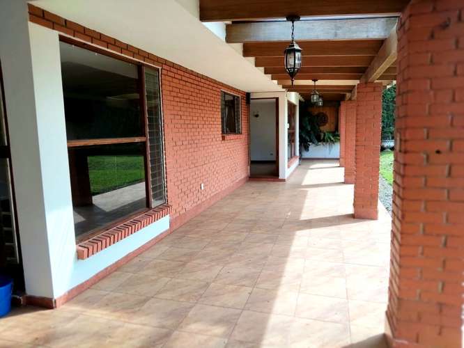 Casa Amplia cerca de UCR y Mall San Pedro - Imagen 5