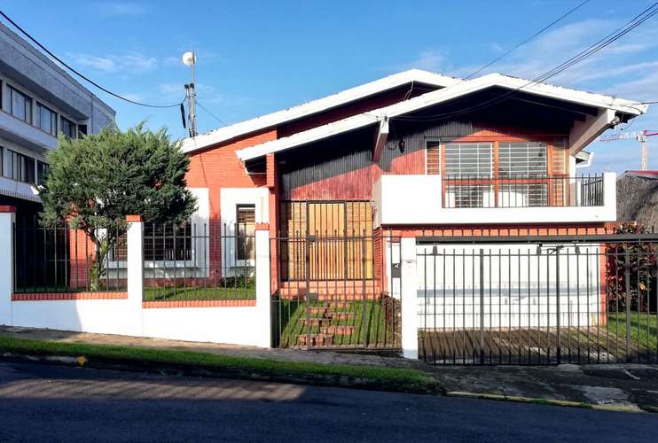 Casa Amplia cerca de UCR y Mall San Pedro