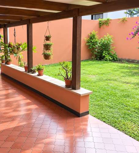 Venta Lote Comercial Mixto en Calle Ancha Pavas San José Costa Rica