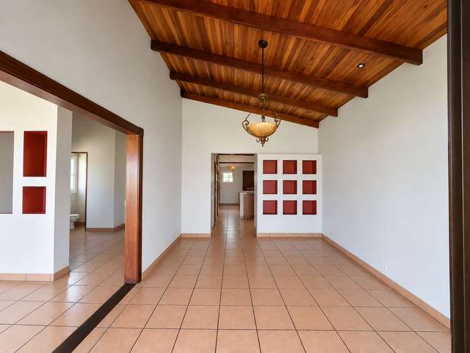 PROPIEDAD DE USO MIXTO EN HEREDIA | IDEAL PARA RESTAURANTE O COMERCIO