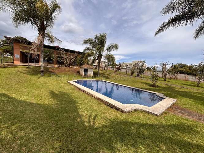 Elegancia y confort en exclusivo condominio de San Isidro de Heredia - Imagen 13