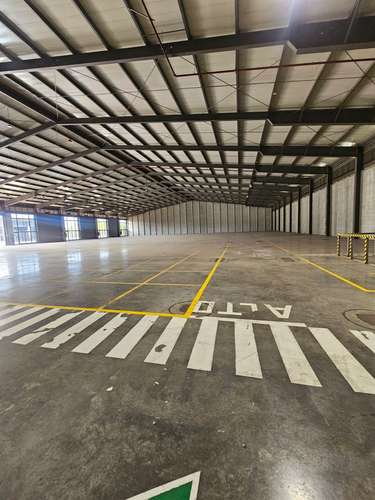 Bodega moderna de 3744 m² en condominio industrial Ciruelas, Alajuela, con seguridad 24 horas - Imagen 14