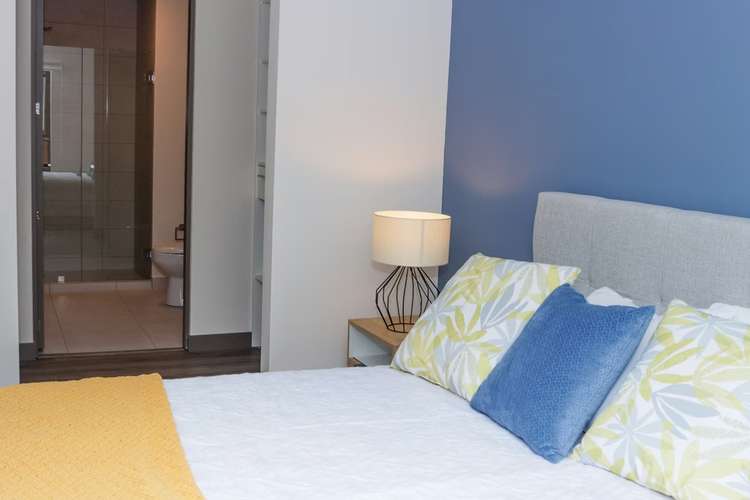 APARTAMENTO FULL AMUEBLADO DE 1 HABITACION CON PARQUEO 