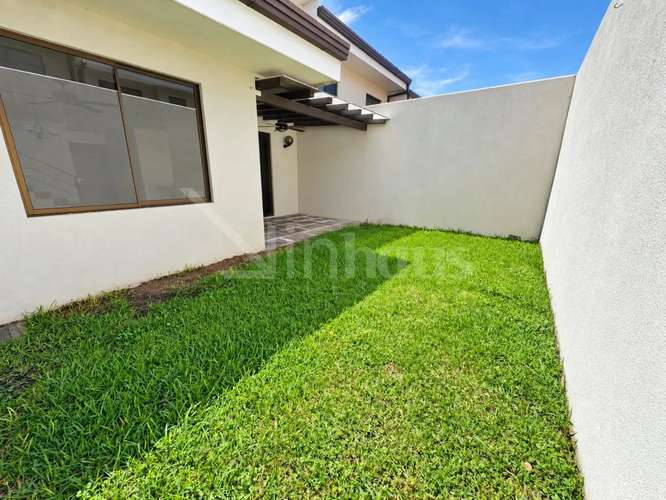 Venta de casa 224 metros de lote en condominio en Brasil de Santa Ana  - Imagen 16