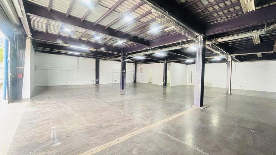Bodega / Local Comercial de 515 m² en Alquiler Brasil de Santa Ana KVV - Imagen 11