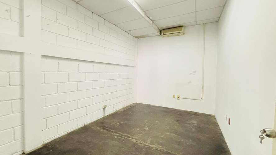Bodega / Local Comercial de 515 m² en Alquiler Brasil de Santa Ana KVV - Imagen 15