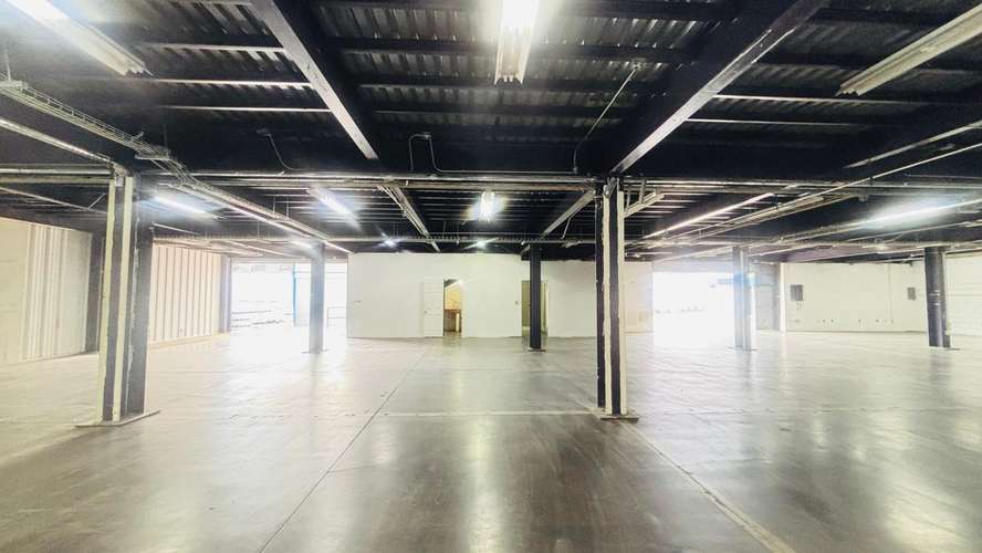 Bodega / Local Comercial de 515 m² en Alquiler Brasil de Santa Ana KVV - Imagen 9