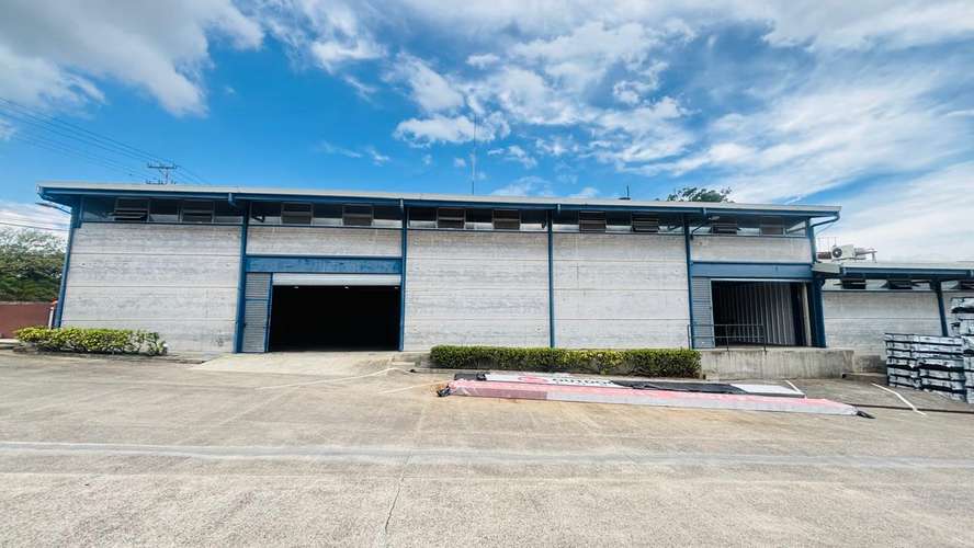 Bodega / Local Comercial de 515 m² en Alquiler Brasil de Santa Ana KVV - Imagen 4